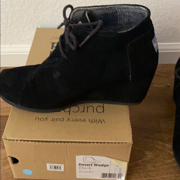 Toms Desert Wedge shoes - Picture 3 of 3